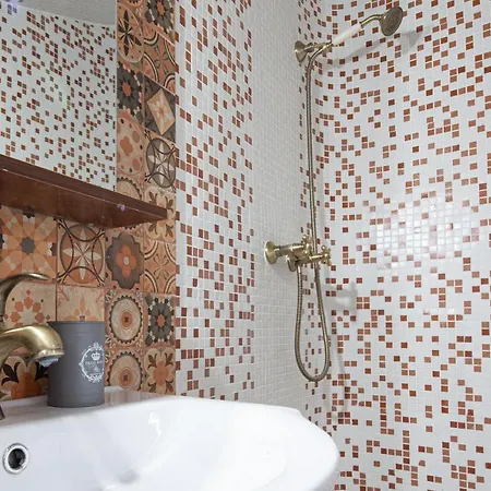 Apartamento Little Paris Booutique In Old Town Center