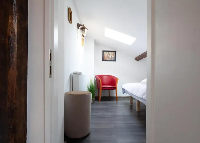 Apartament Little Paris Booutique In Old Town Center *